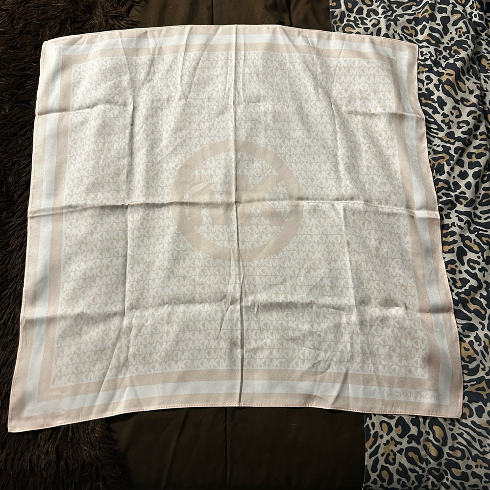 Michael Kors Beige Logo Scarf